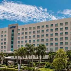 Park By Radisson **** Davao Stadt